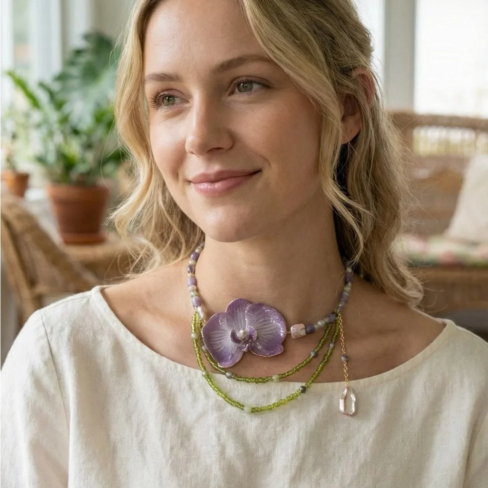 Elegant Purple Orchid Necklace - Picture 1 of 4